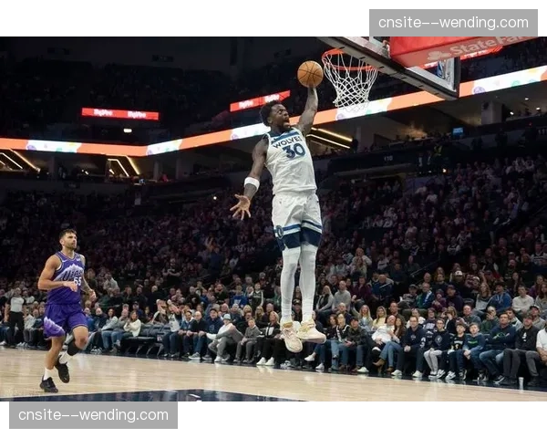 森林狼进攻效率81.1排名第四,戈贝尔内线屏障作用显著 森林狼进攻效率81.1排名第四,戈贝尔内线屏障作用显著