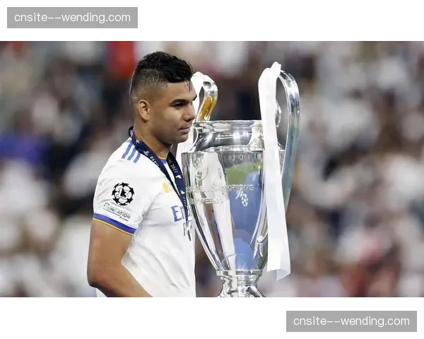 曼联卡塞米罗71次抢断成防线屏障，但中卫伤病潮削弱整体防守